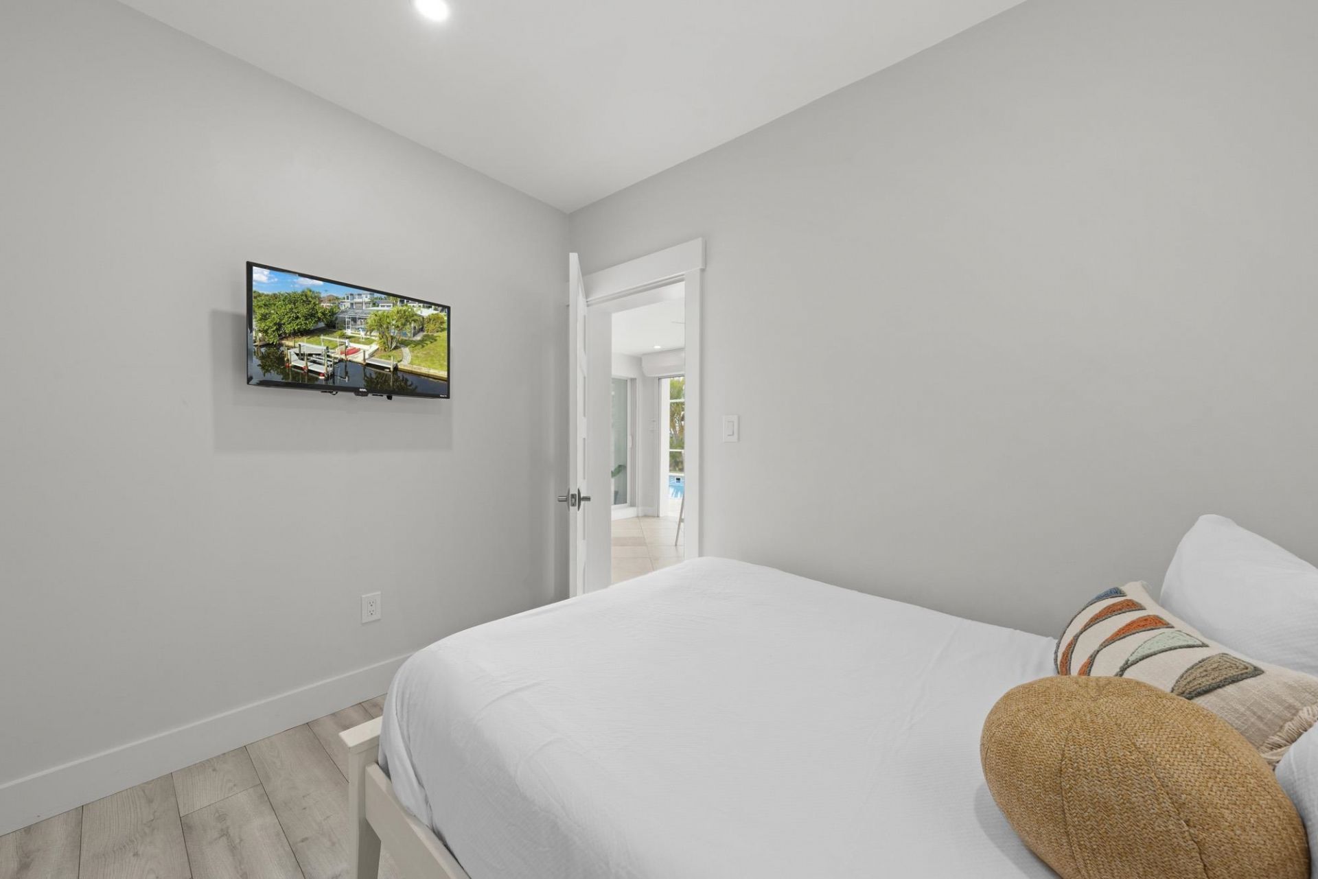 5310 Bayshore Ave, Cape Coral, FL 33904 Photo
