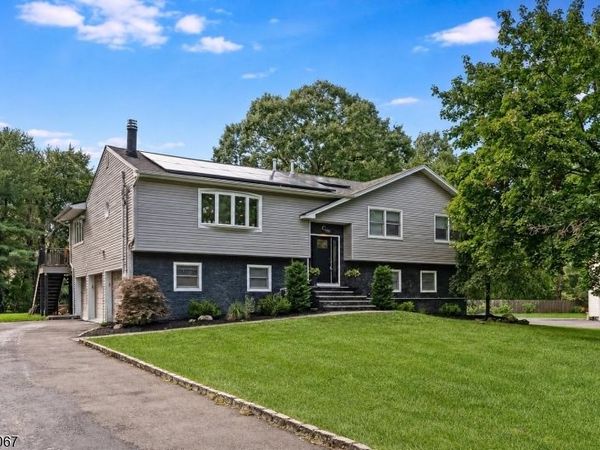 23 Douglas Dr, Montville, NJ 07082