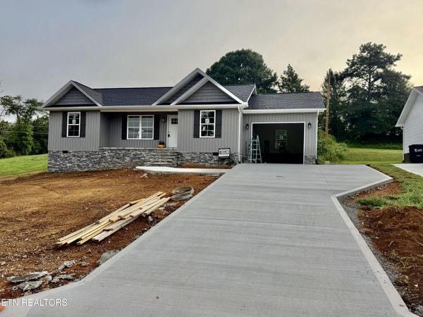 162 Dogwood Rd, Tazewell, TN 37879