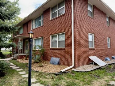 2500 J Street, Lincoln, NE 68510