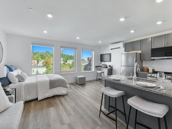 585 Essex Street, Unit 603, Lynn, MA 01901