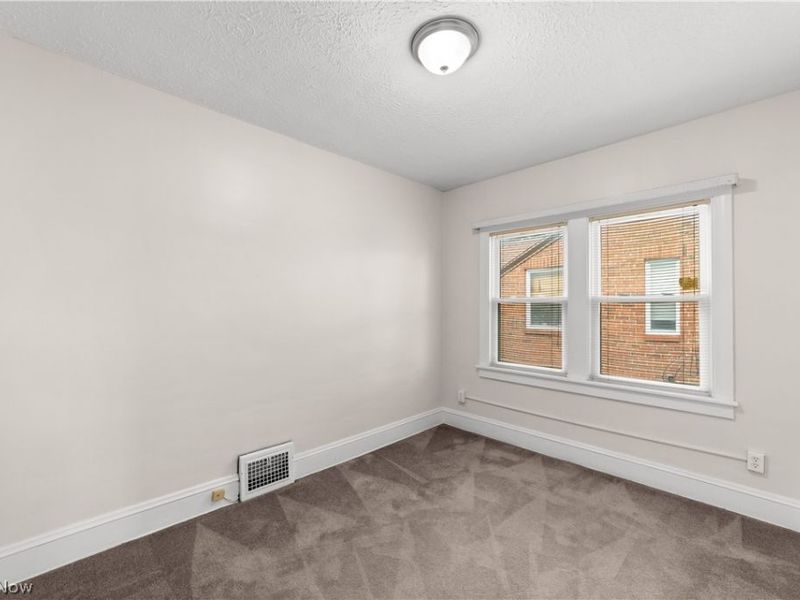 14602 Mitchell Avenue, Cleveland, OH 44111 Photo 27