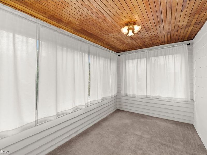 14602 Mitchell Avenue, Cleveland, OH 44111 Photo 29