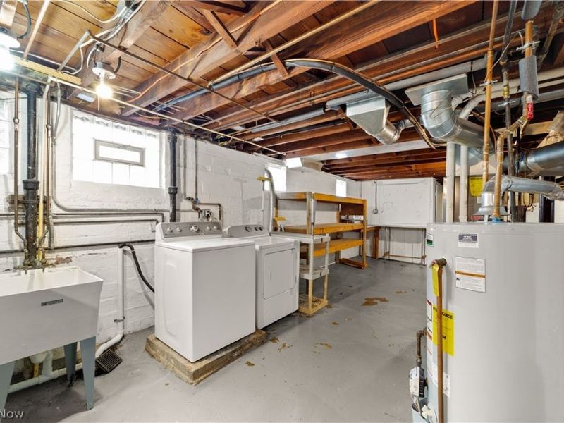 14602 Mitchell Avenue, Cleveland, OH 44111 Photo 32
