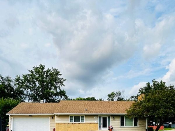 2924 GUILFORD Road , Rockford, IL 61107
