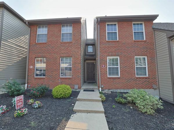10555 Montgomery Road, Unit 35, Montgomery, OH 45242