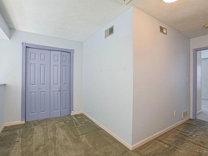 10555 Montgomery Road, Unit 35, Montgomery, OH 45242 Photo 13