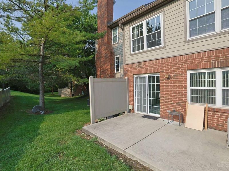 10555 Montgomery Road, Unit 35, Montgomery, OH 45242 Photo 23