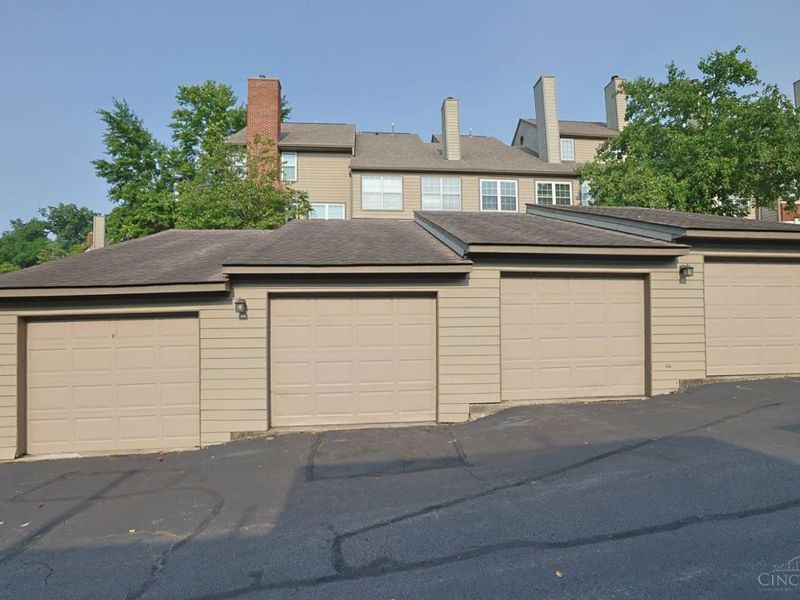 10555 Montgomery Road, Unit 35, Montgomery, OH 45242 Photo 25