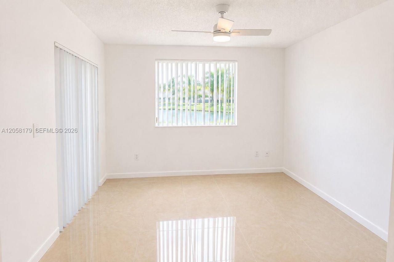 2600 S University Dr, Unit 110, Davie, FL 33328 Photo