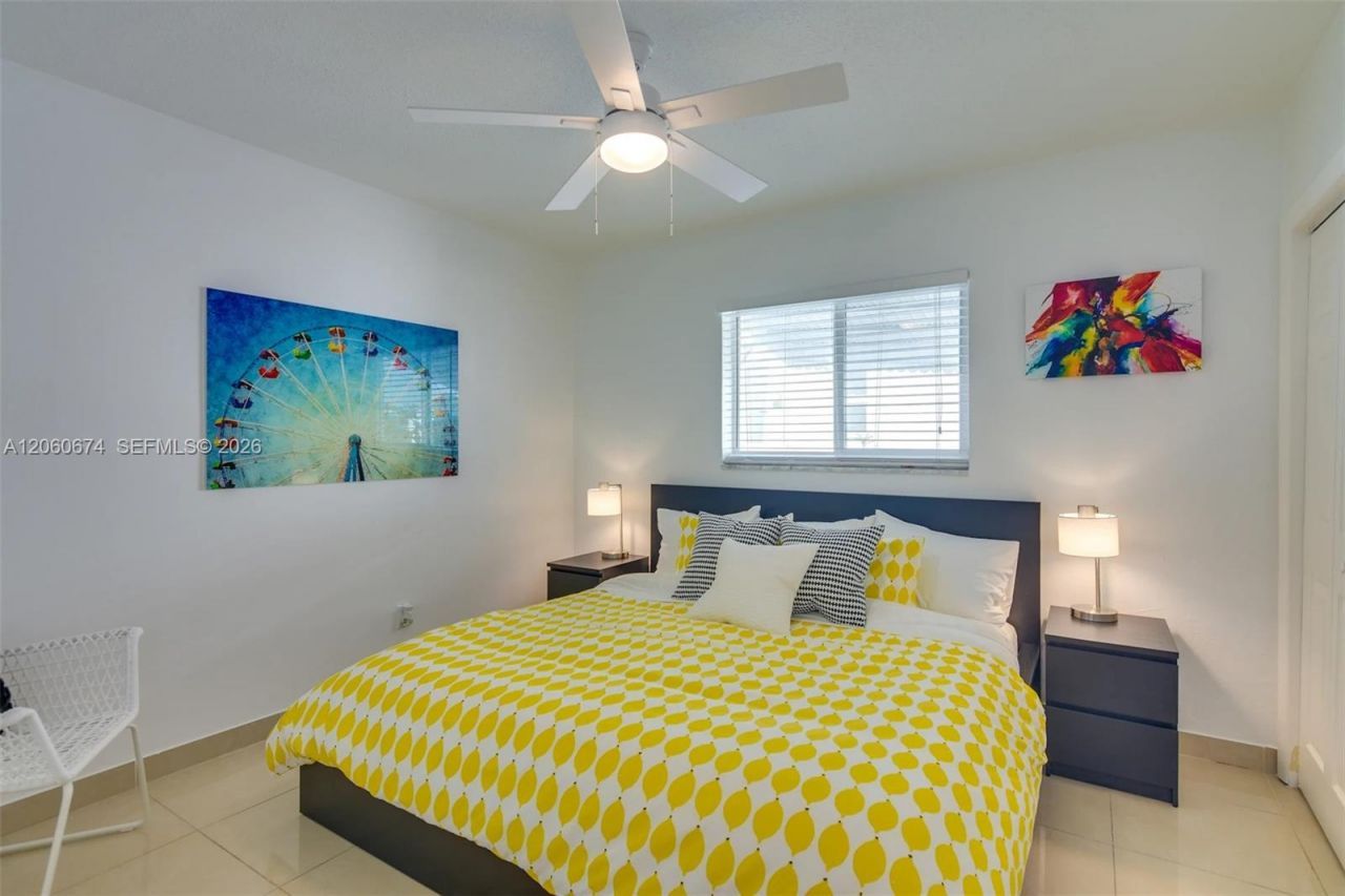 412 NE 4th Ave , Hallandale Beach, FL 33009 Photo