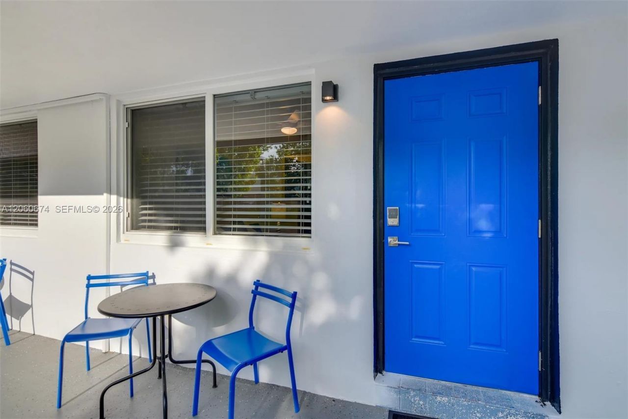 412 NE 4th Ave , Hallandale Beach, FL 33009 Photo