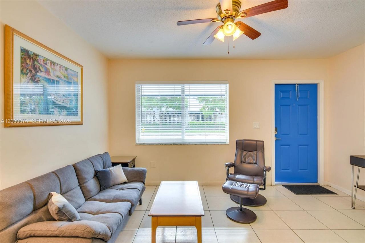 412 NE 4th Ave , Hallandale Beach, FL 33009 Photo