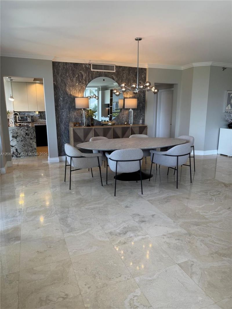 21150 Point Pl, Unit 702, Aventura, FL 33180 Photo