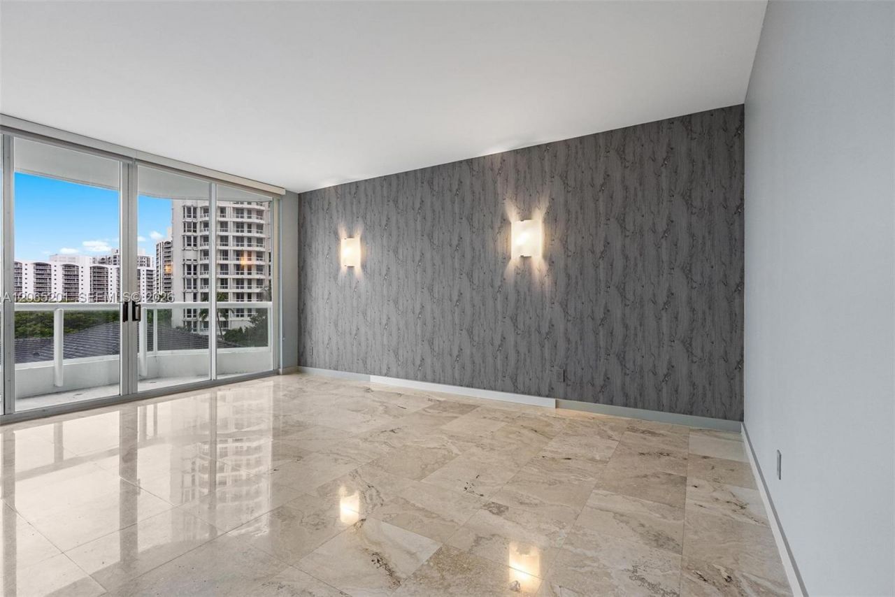 21150 Point Pl, Unit 702, Aventura, FL 33180 Photo