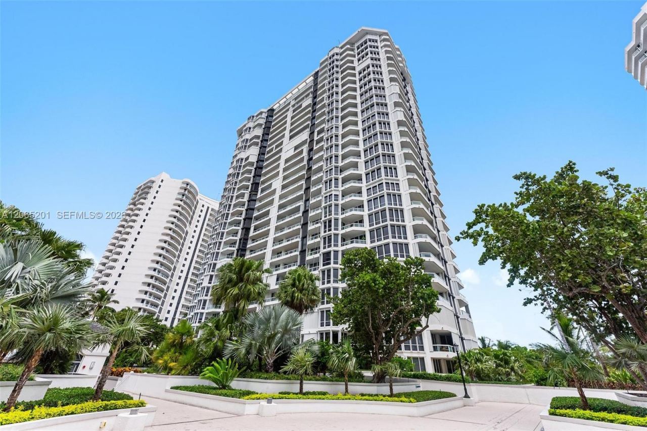 21150 Point Pl, Unit 702, Aventura, FL 33180 Photo