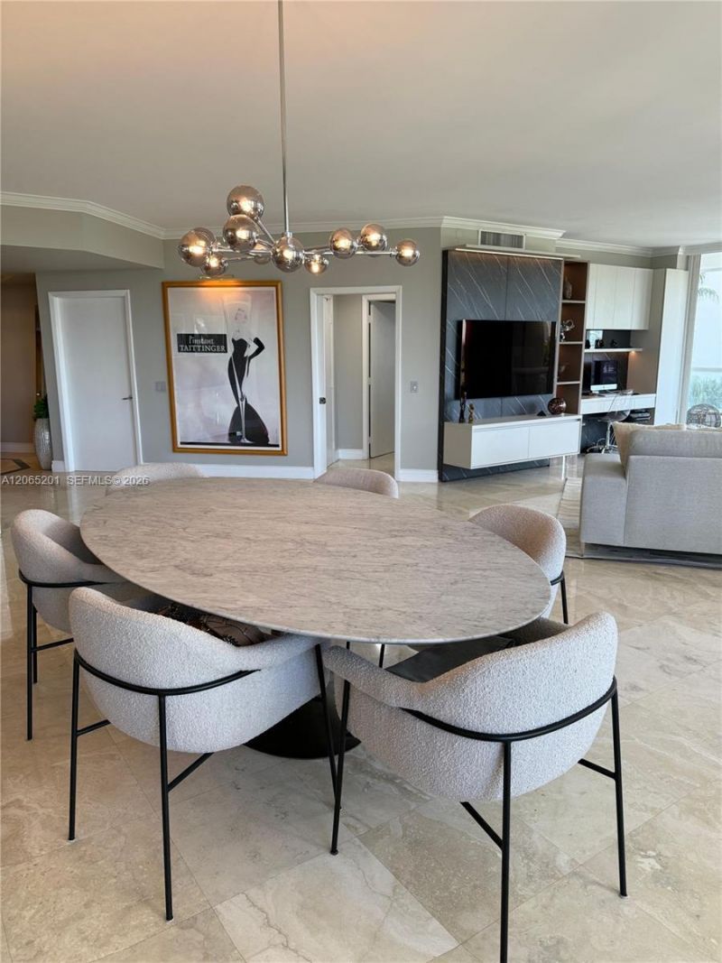 21150 Point Pl, Unit 702, Aventura, FL 33180 Photo