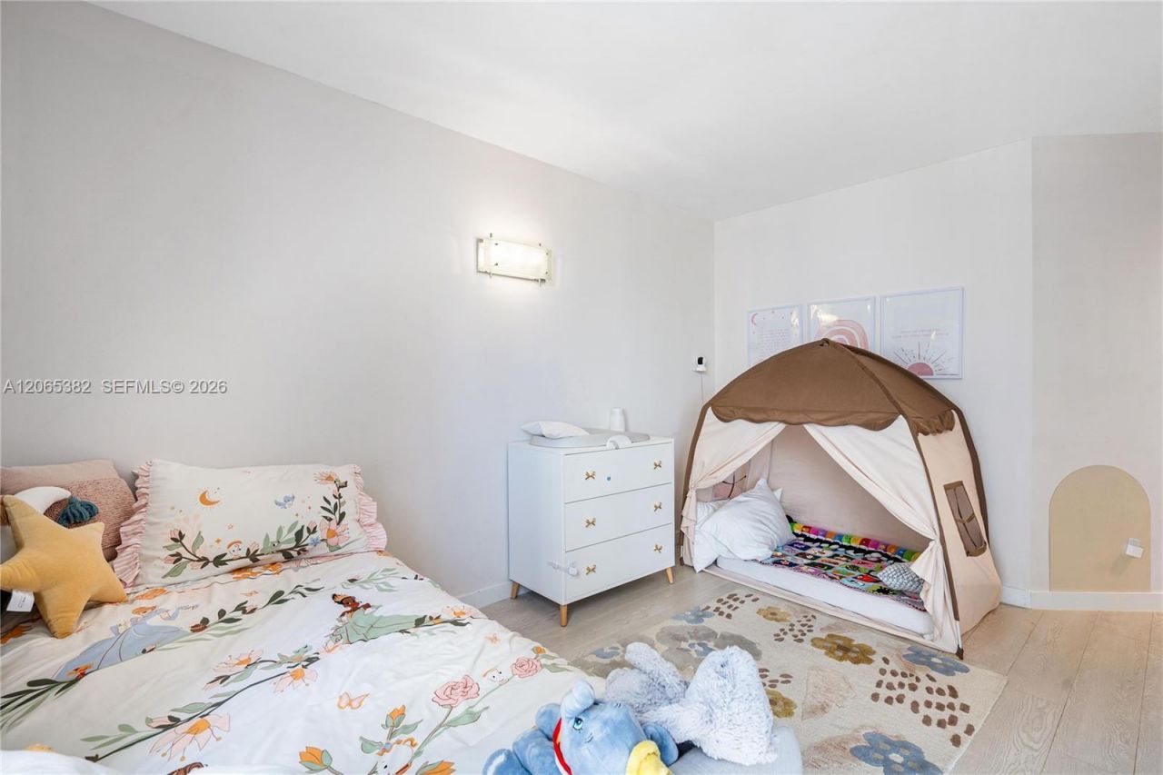 20185 E Country Club Dr, Unit 604+DEN, Aventura, FL 33180 Photo