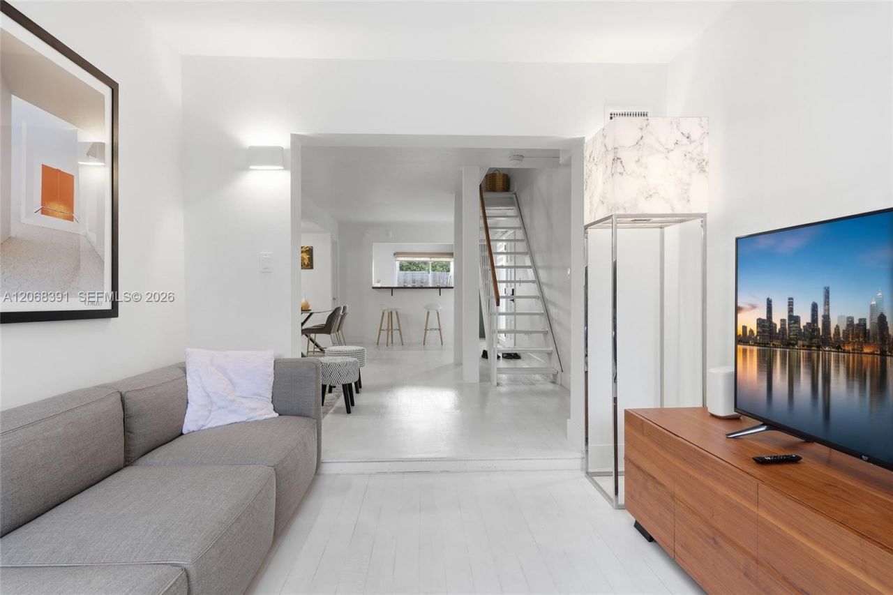 8823 NE 4th Ave Rd , Unit 8823, Miami Shores, FL 33138 Photo