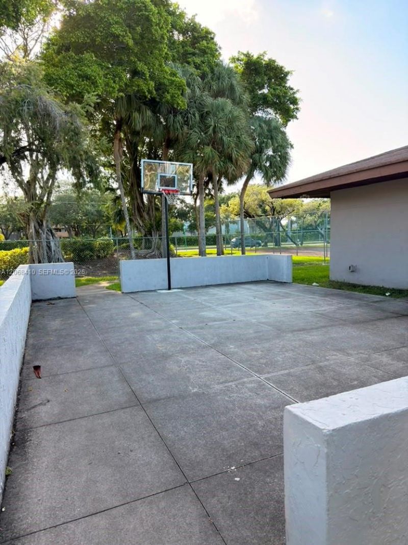 10835 SW 112th Ave, Unit 114, Miami, FL 33176 Photo