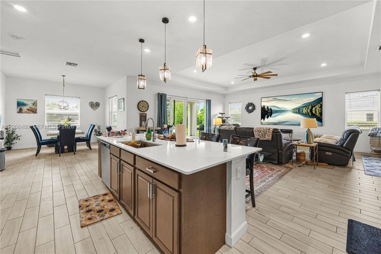 1085 Haywagon Trl, Loxahatchee, FL 33470 Photo