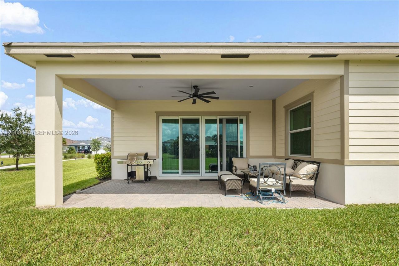 1085 Haywagon Trl, Loxahatchee, FL 33470 Photo