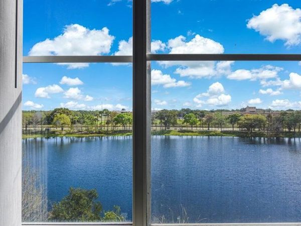 1660 Renaissance Commons Boulevard, Unit 2407, Boynton Beach, FL 33426