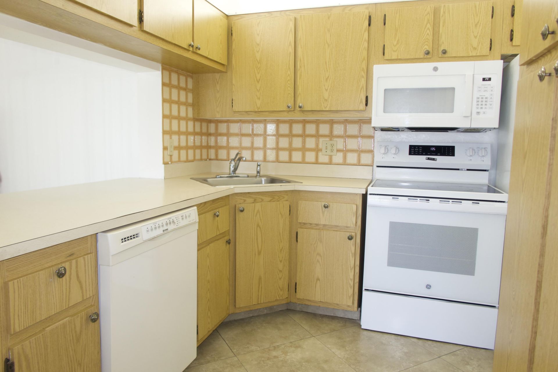 208 Foxtail Drive, Unit D2, Greenacres, FL 33415 Photo