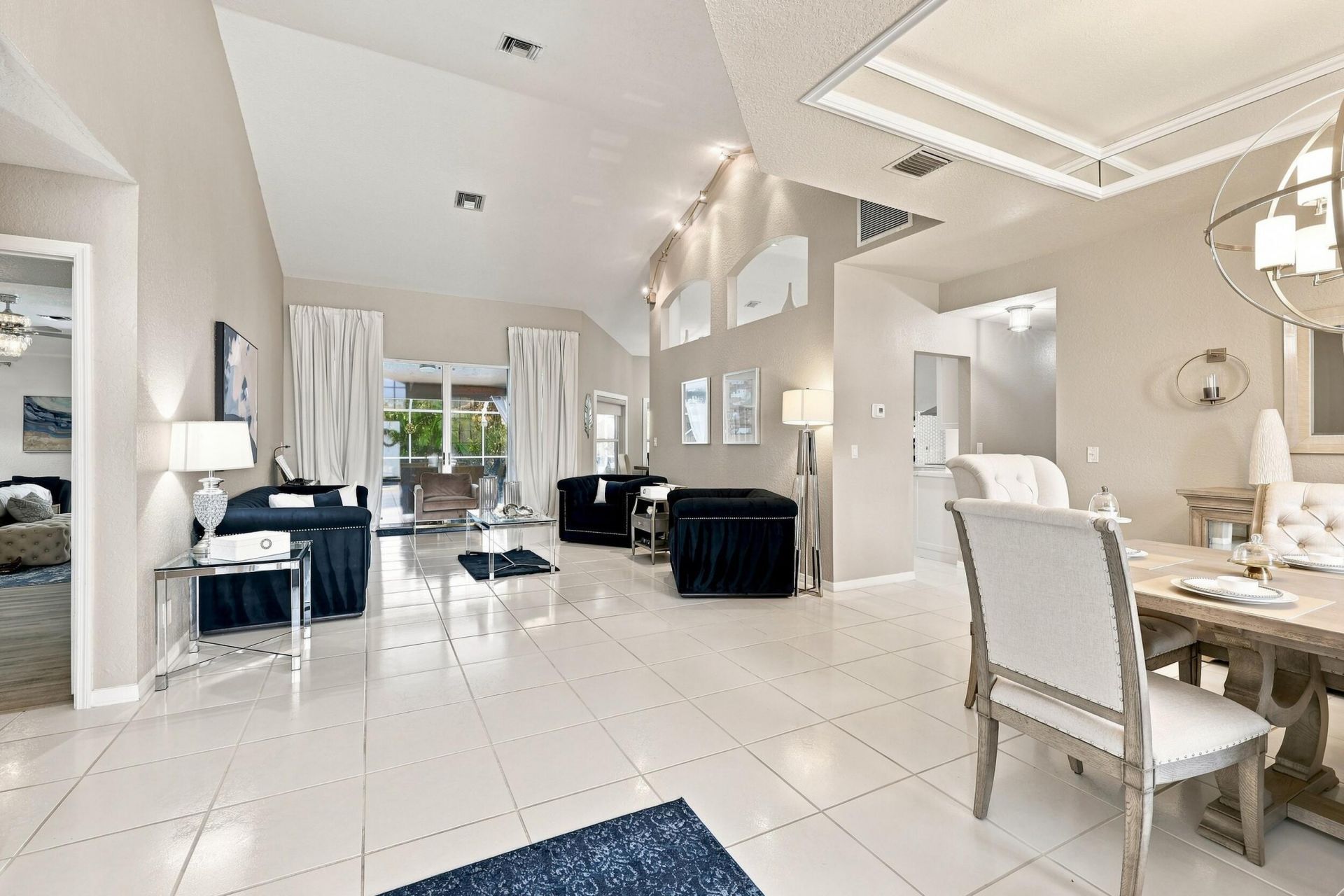 20369 Hacienda Court, Boca Raton, FL 33498 Photo