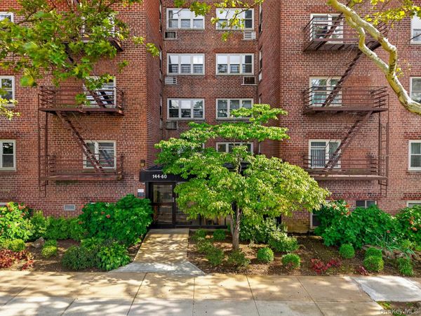 144-60 Gravett Rd,, Unit 1D, Flushing, NY 11367
