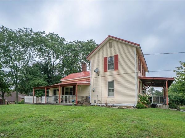 1125 Perry Drive NW, Canton, OH 44708