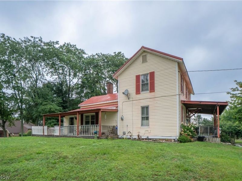 1125 Perry Drive NW, Canton, OH 44708 Photo 1