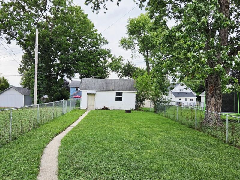 334 Ellis Street, Troy, OH 45373 Photo 3