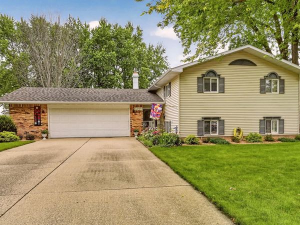 848 15th Street SE, Owatonna, MN 55060