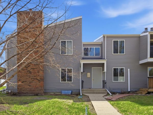 2440 15 Street S, Unit B104, Fargo, ND 58103