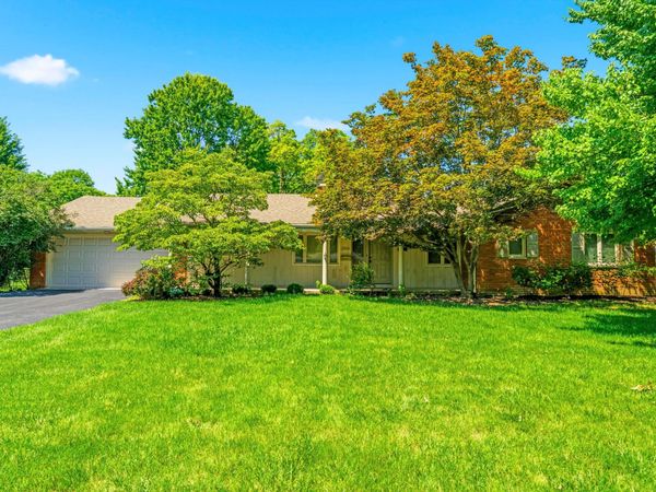 3981 Chelton Place , Upper Arlington, OH 43220