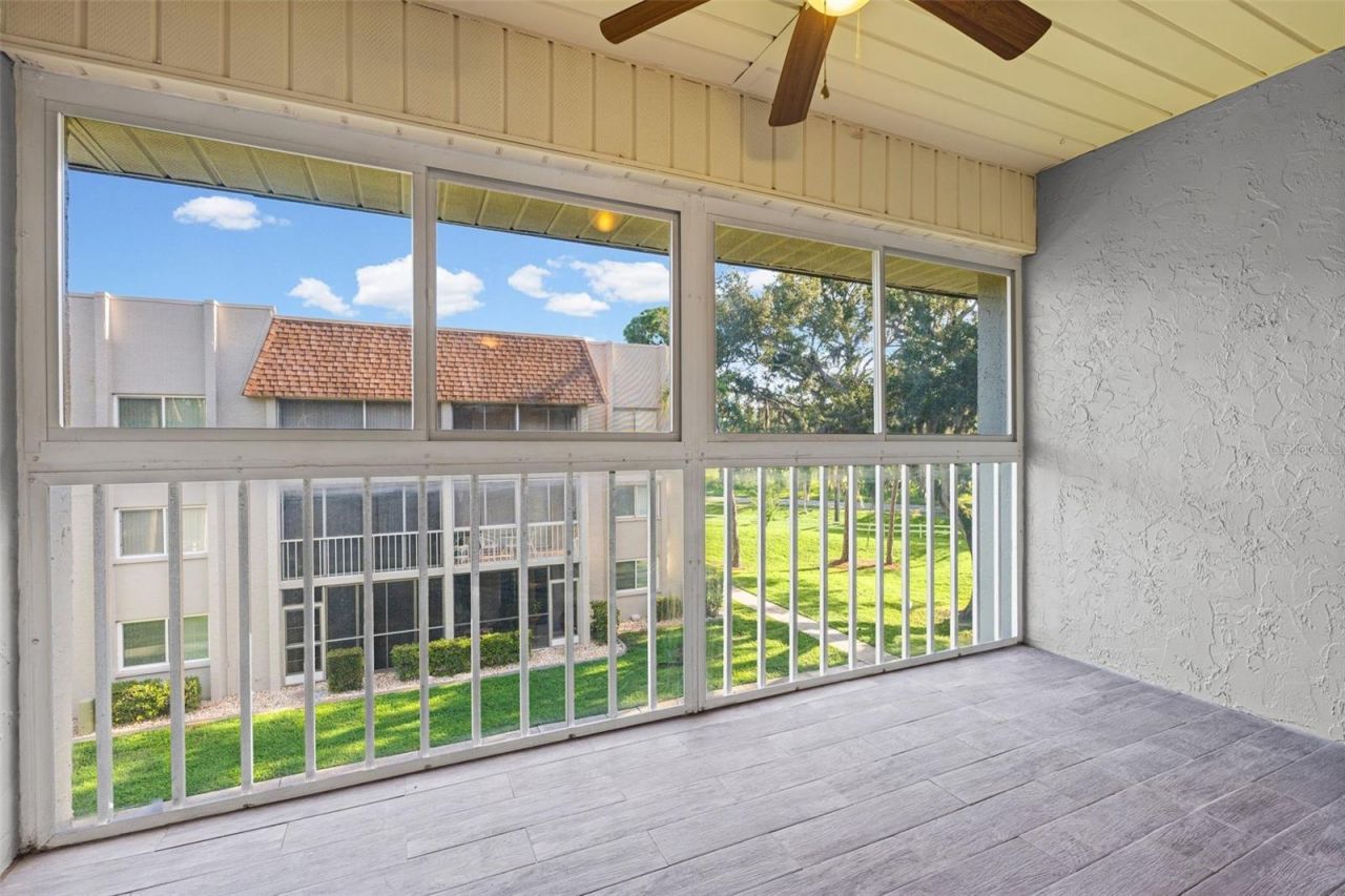 1310 Glen Oaks Drive E, Unit 383E, Sarasota, FL 34232 Photo