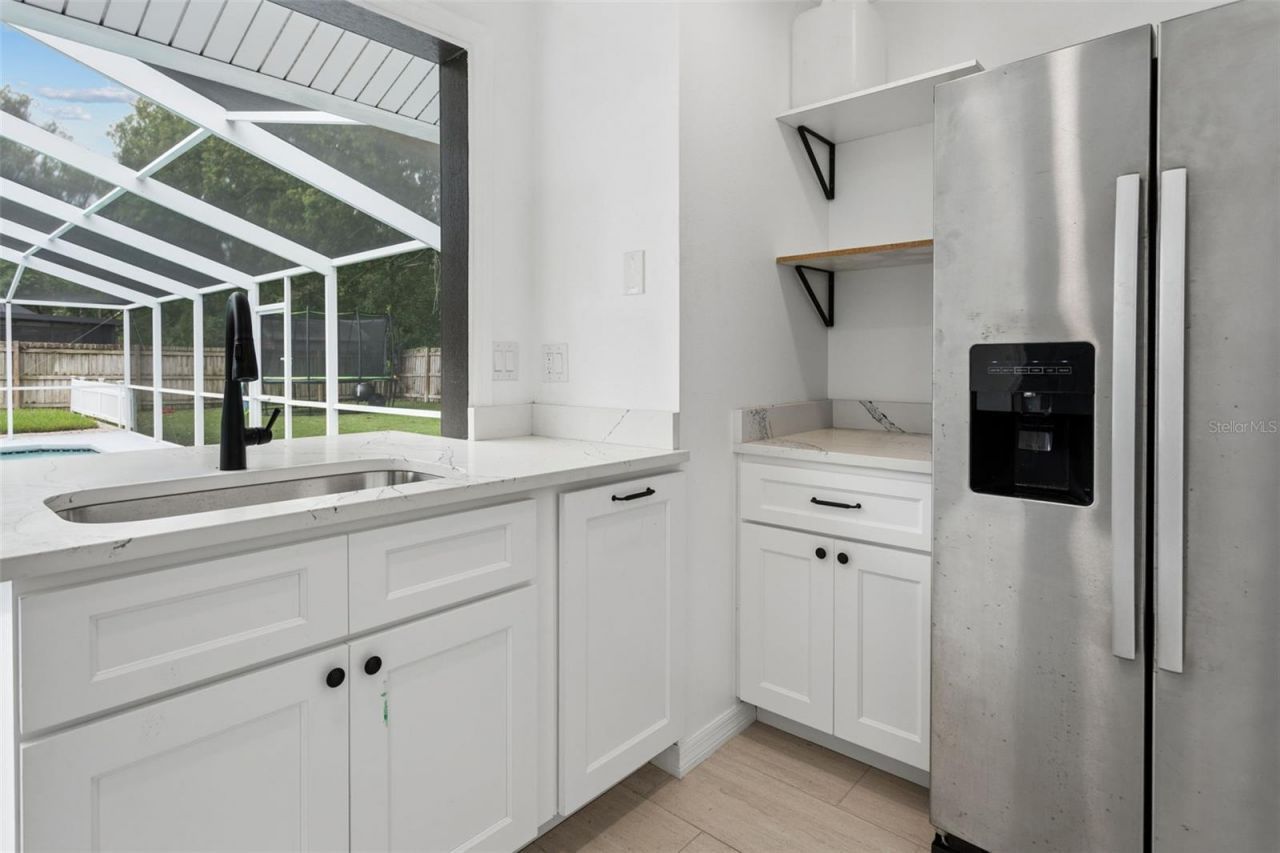 1046 Sylvia Lane, Tampa, FL 33613 Photo