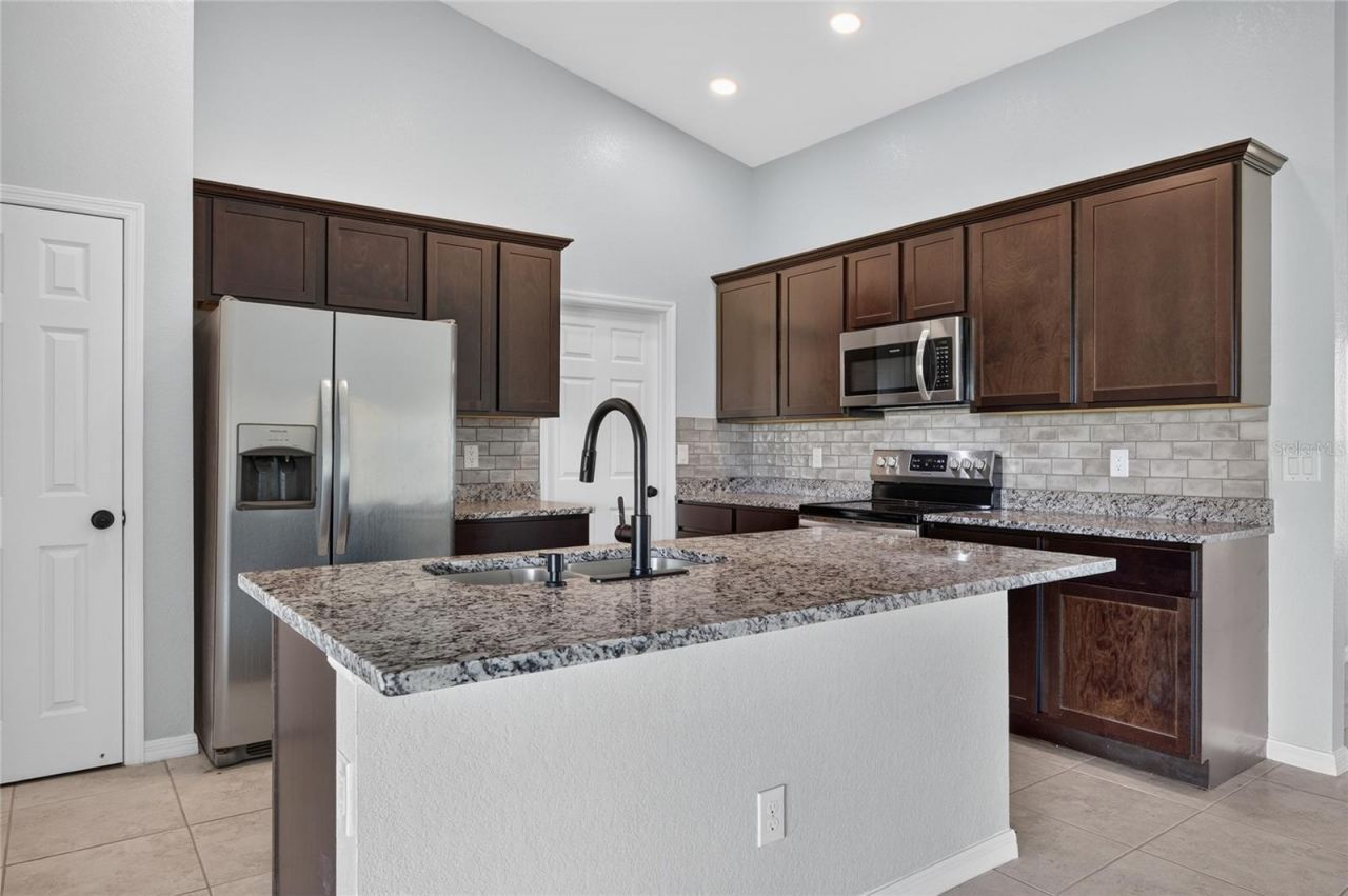 4238 NW 34th Lane, Cape Coral, FL 33993 Photo