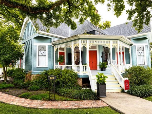 4524 Virgina St, Zachary, LA 70791
