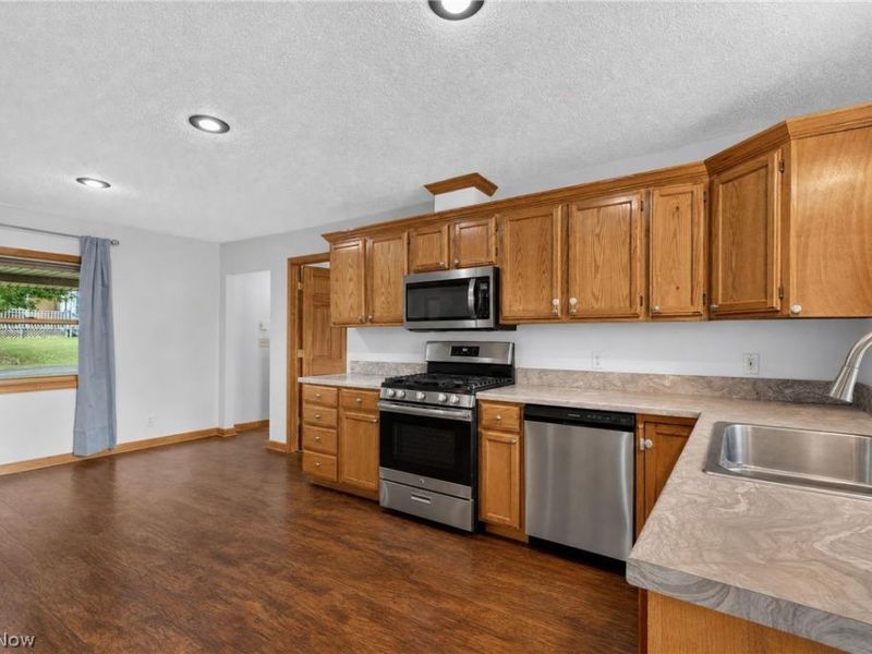 2157 Stahl Road , Akron, OH 44319 Photo 8