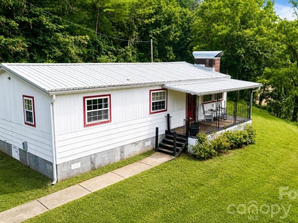 27 Lela Lane, Unit 4A, Alexander, NC 28701