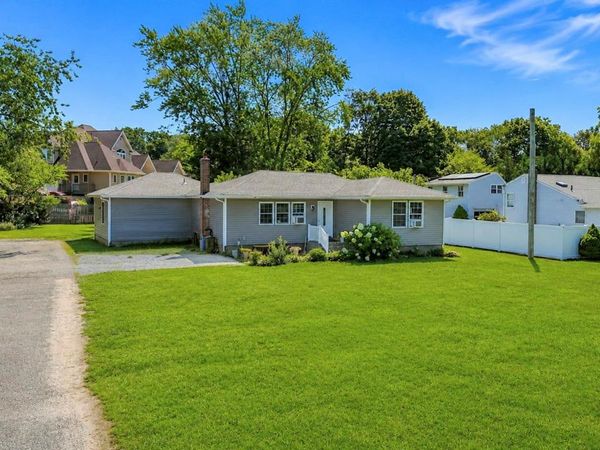899 Hawkins Avenue , Lake Grove, NY 11755