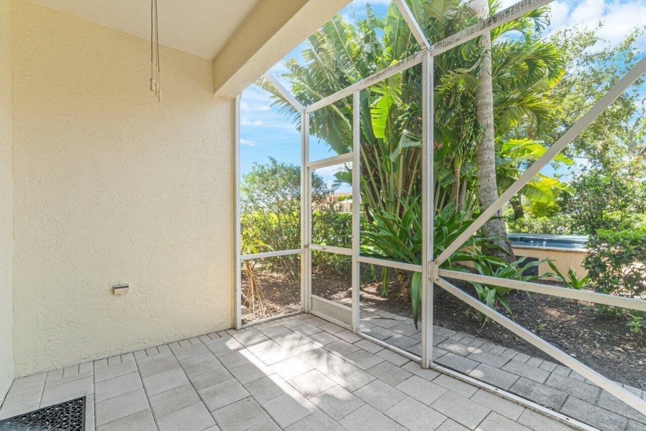 526 Commons Drive, Palm Beach Gardens, FL 33418 Photo