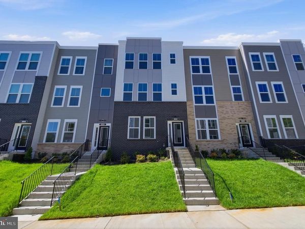 18002 ALICIA AVENUE, DUMFRIES, VA 22026