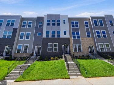 18002 ALICIA AVENUE, DUMFRIES, VA 22026