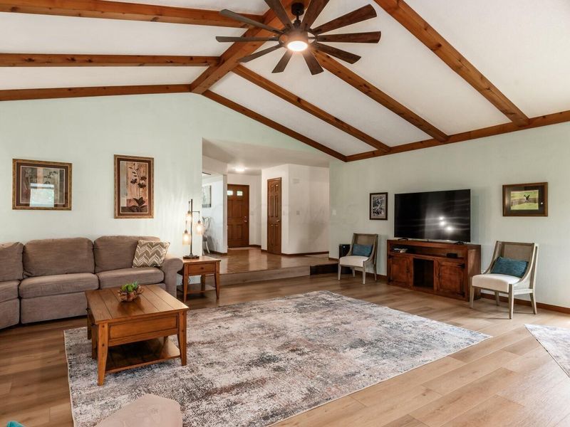 645 Lakeshore Drive W, Hebron, OH 43025 Photo 10