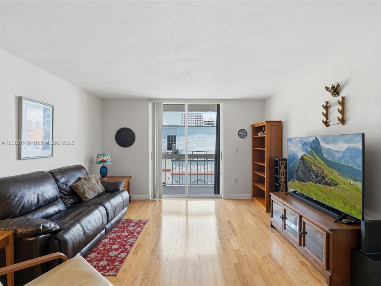 3588 Collins Ave , Unit 504, Miami Beach, FL 33140 Photo