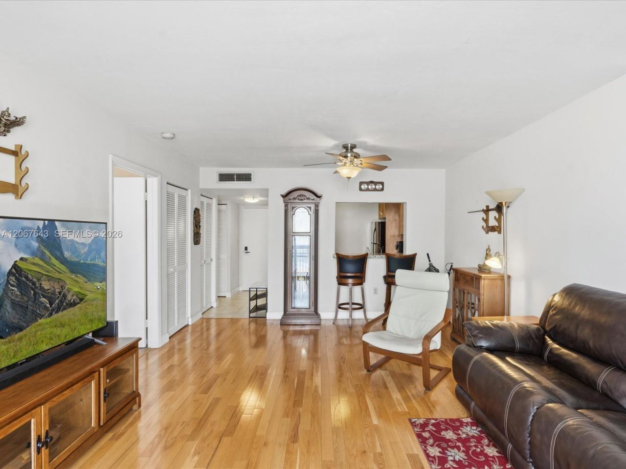 3588 Collins Ave , Unit 504, Miami Beach, FL 33140 Photo