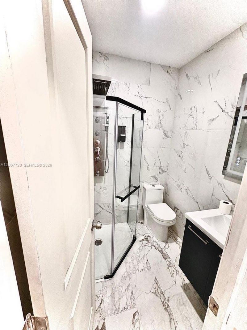 1318 NW 34th St, Miami, FL 33142 Photo